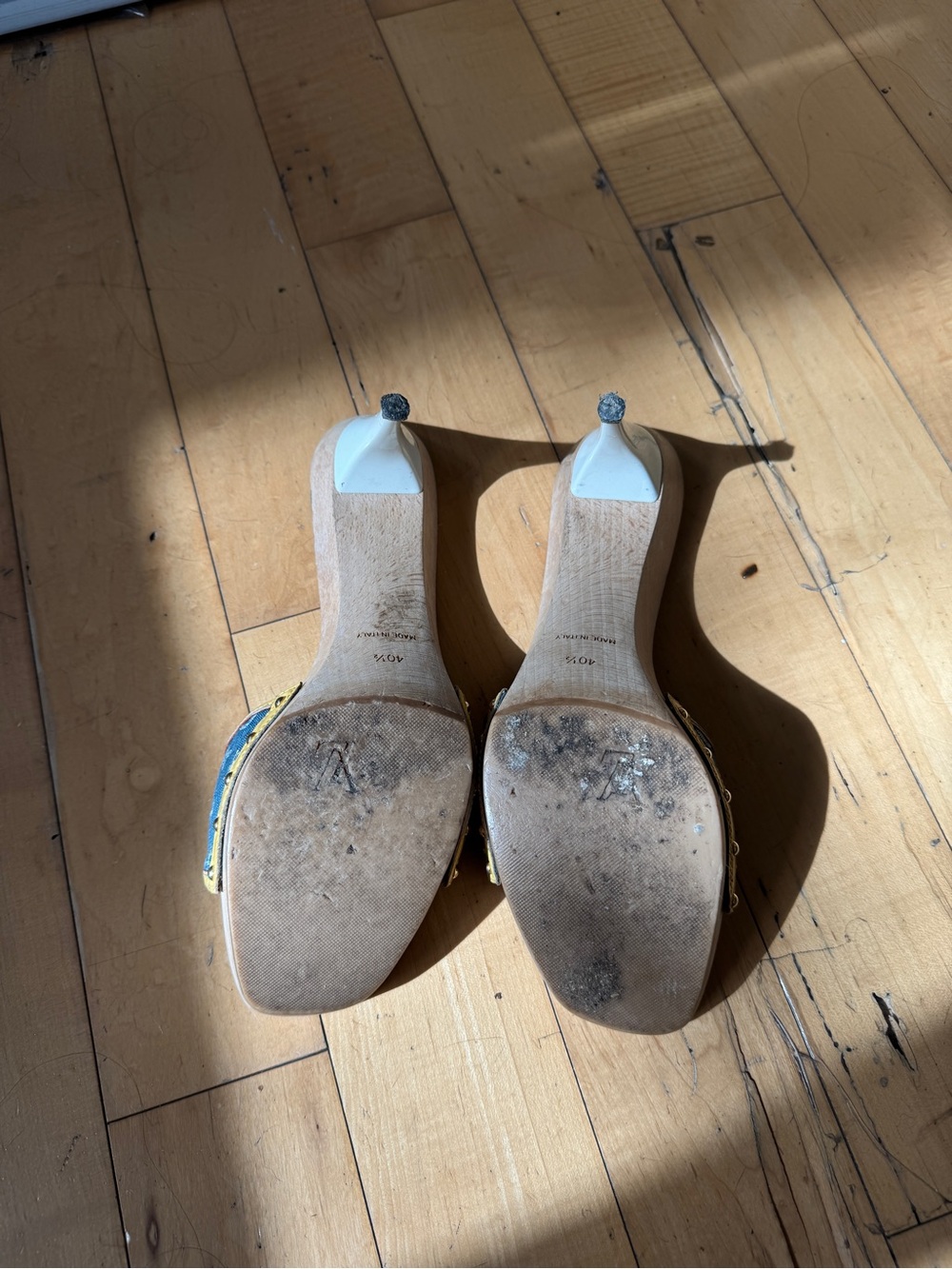 Louis Vuitton Denim Monogram Blue and Cream Slide Mules - Picture 4 of 4